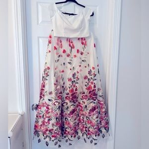 Trixxi 2 piece prom gown, size 7